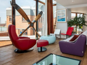 Pass the Keys Unique 4bed with Unbeatable Views and Swimming Pool